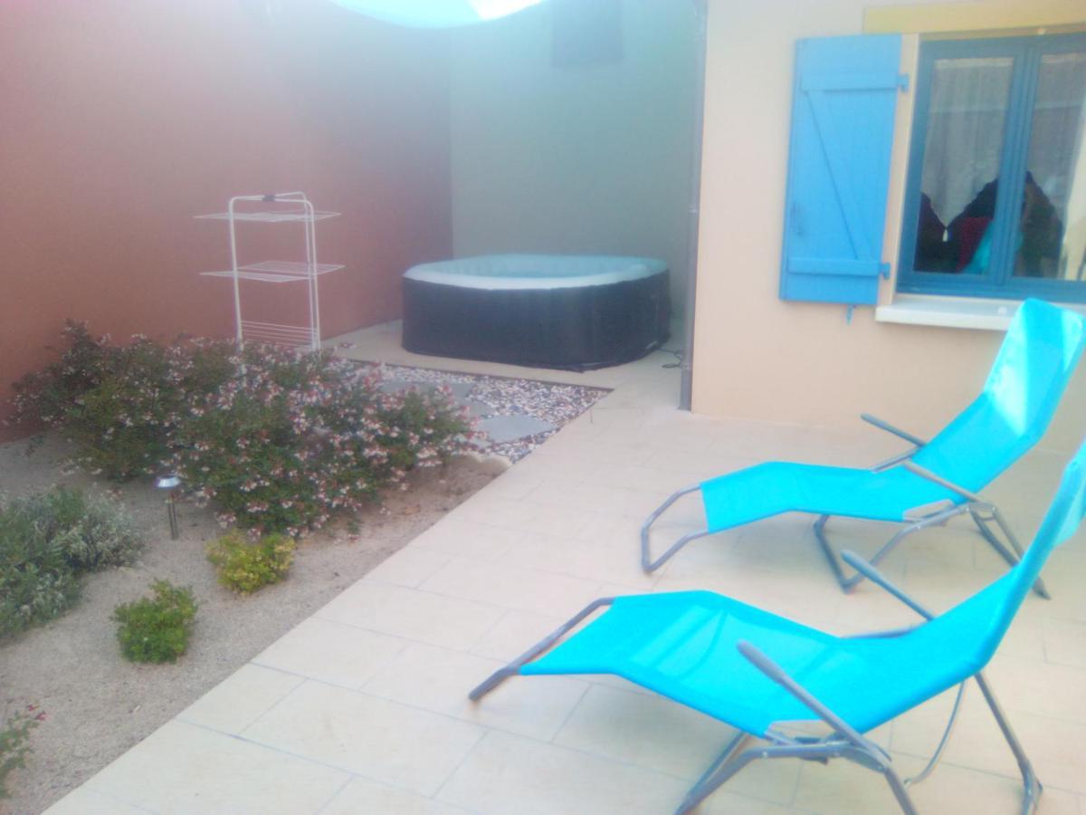 Gite Chaleureux Avec Jacuzzi Villa Saint-Rabier Exterior foto